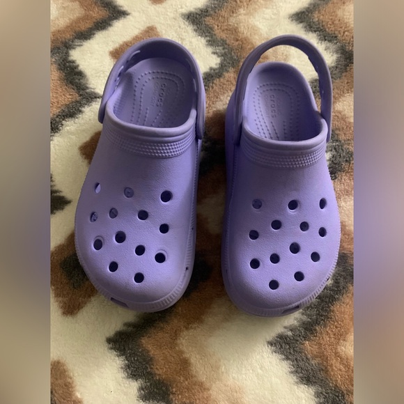 Cutie Crush Crocs - Picture 2 of 5
